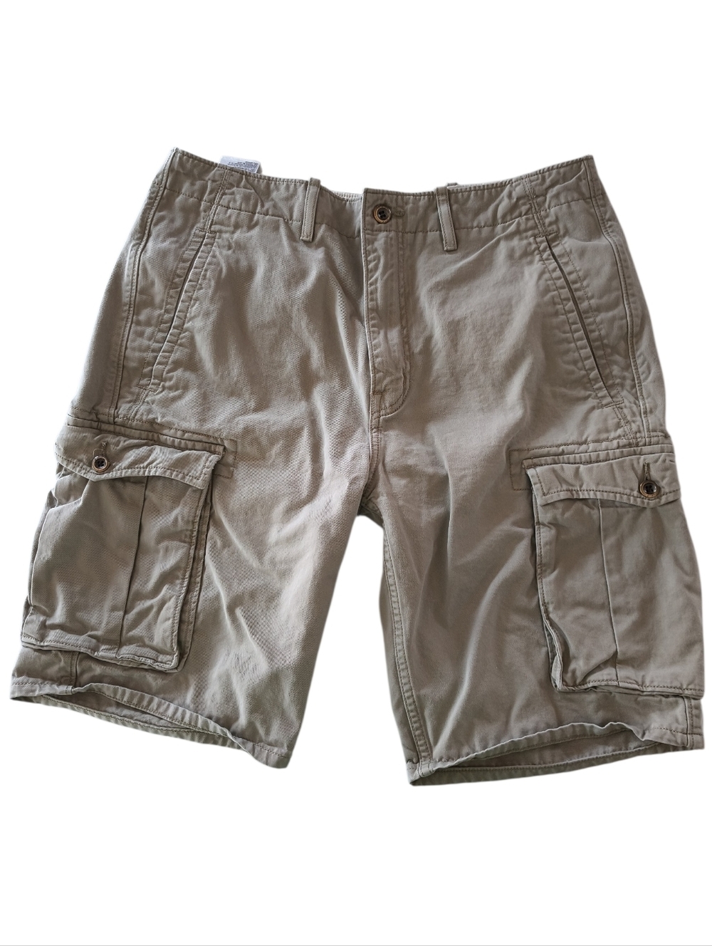 Levi's Men's Cargo Shorts in Khaki Size 33